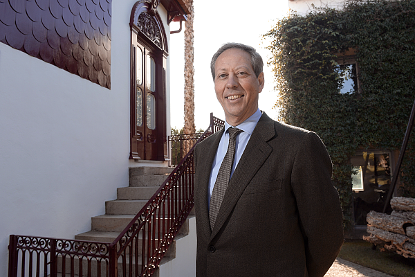 António Rios de Amorim met en lumière les principaux défis auxquels sont confrontés les secteurs du vin et du liège